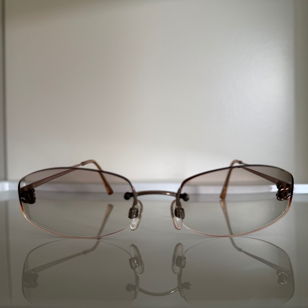 Chanel Sunglasses style 4002 c194/61
